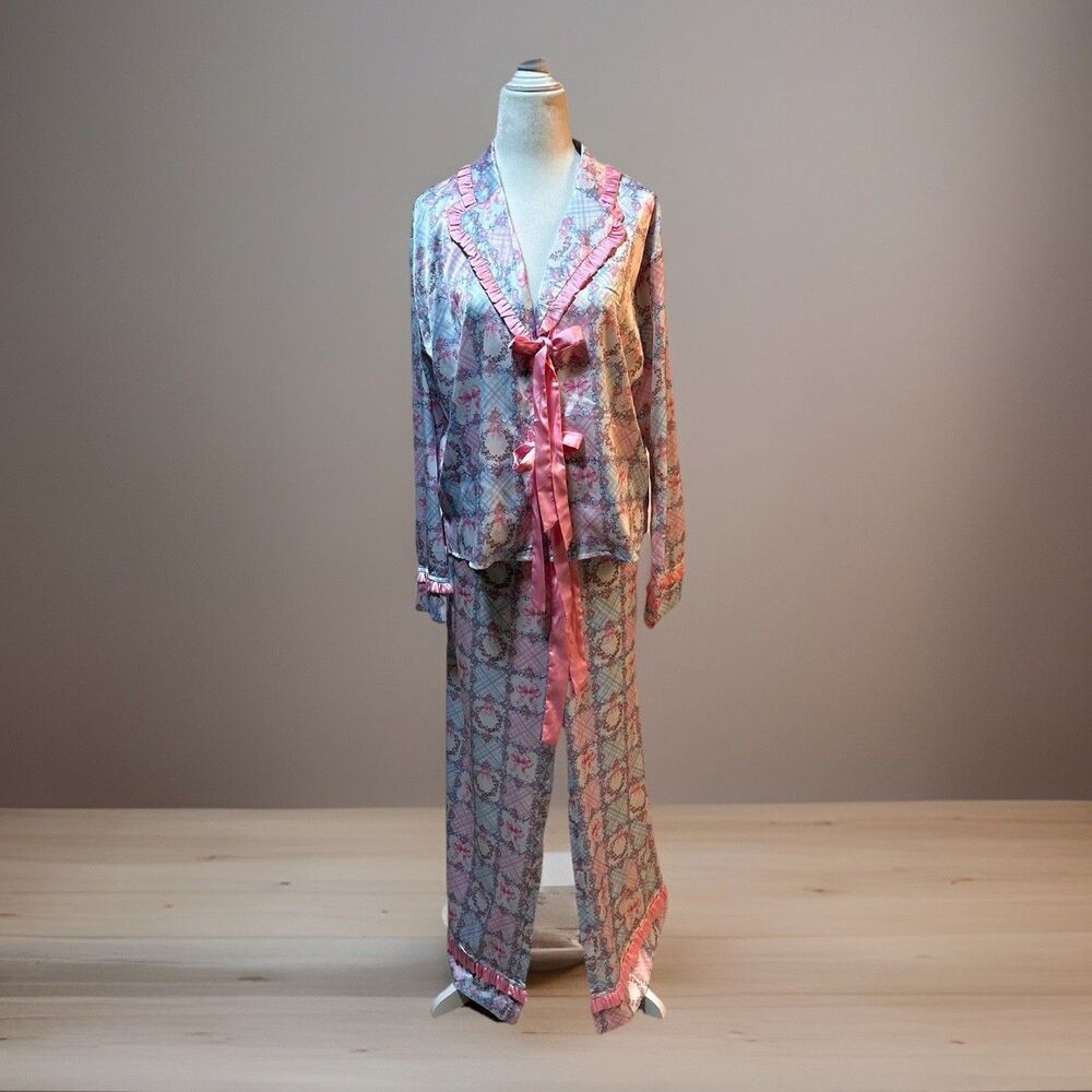 Altered State NWT Pink ribbon embellished pajama set Size XS elastic waist
